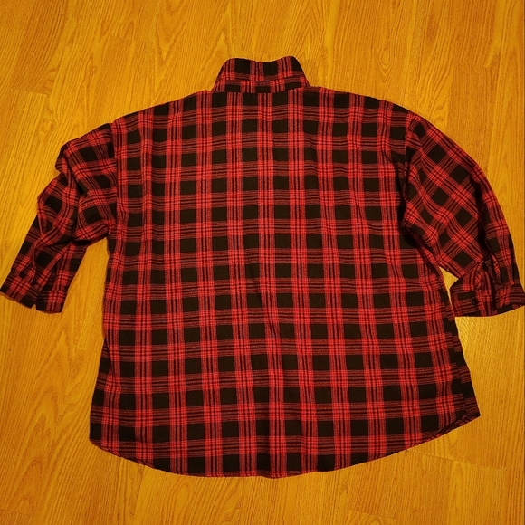 Shein Curve Plaid Top - Picture 4 of 4